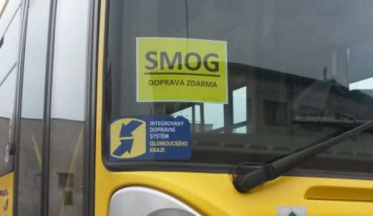 Přerovská MHD je zdarma. Město motivuje občany k tomu, aby netvořili další emise