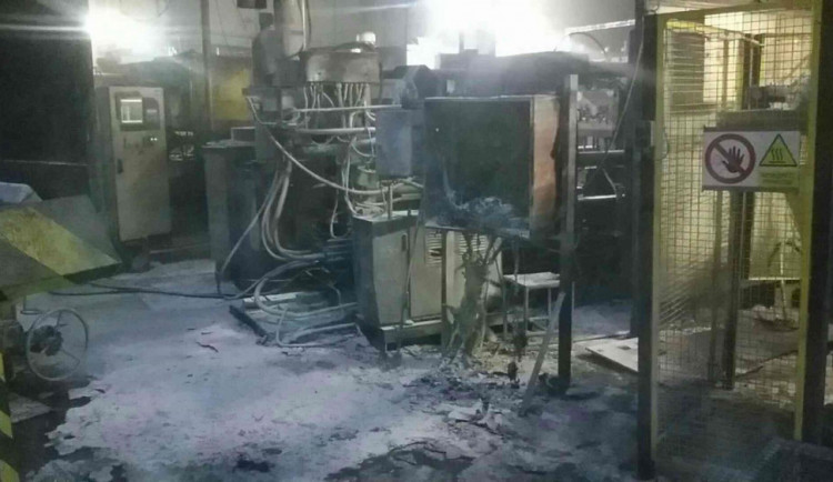 V olomoucké slévárně vytekl hliník. Požár způsobil škodu za milion a půl