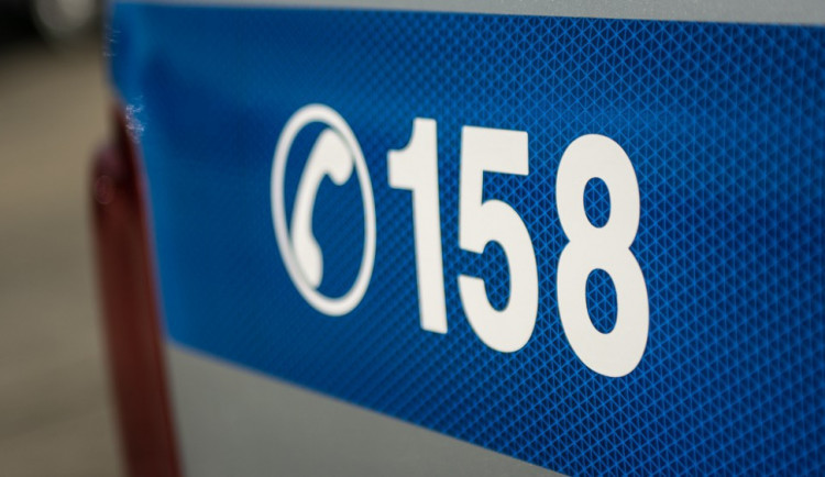 Řidič na Černé cestě srazil cyklistku. Ta mu řekla, že je v pořádku, ale nehodu později nahlásila