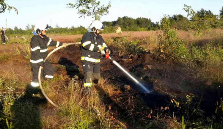 Pět jednotek hasičů zasahovalo u požáru u Kozlova na Olomoucku