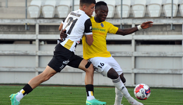 Vysočina byla prvoligovému Hradci Králové vyrovnaným soupeřem, po těsné porážce však v MOL Cupu končí