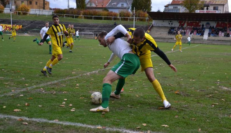 Bedřichov ovládl podzimní část 1.A třídy. Odvedli jsme dobrou práci, ale postupem se zatím moc nezatěžujeme, zní z klubu