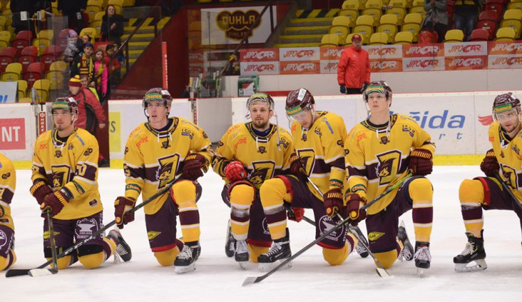 Dukla se proti Vsetínu střelecky neprosadila, po porážce 0:2 je v tabulce osmá