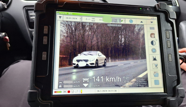 Alarmující výsledky policejní kontroly, dvě třetiny řidičů porušily předpisy