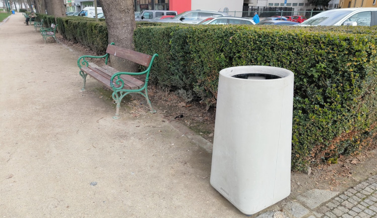 ANKETA: Líbí se vám nové odpadkové koše v sadovém okruhu?