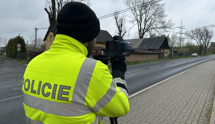 Mimo obec ujížděl rychlostí 145 kilometrů za hodinu. Policie zveřejnila výsledky Speed Marathonu