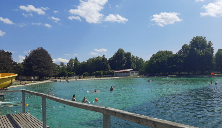 Největší přírodní koupaliště v kraji letos oslaví 90 let od svého otevření