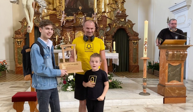 Sedmiletý Liborek uchvátil posluchače svou přednáškou na setkání zvoníků. Příští rok se akce přesune do Plzně
