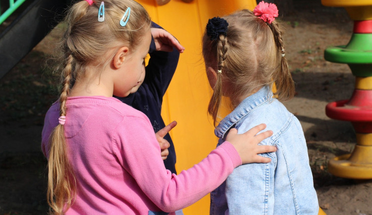 Poplatky za družiny a školky zůstanou v Budějcích stejné, rozhodlo vedení města