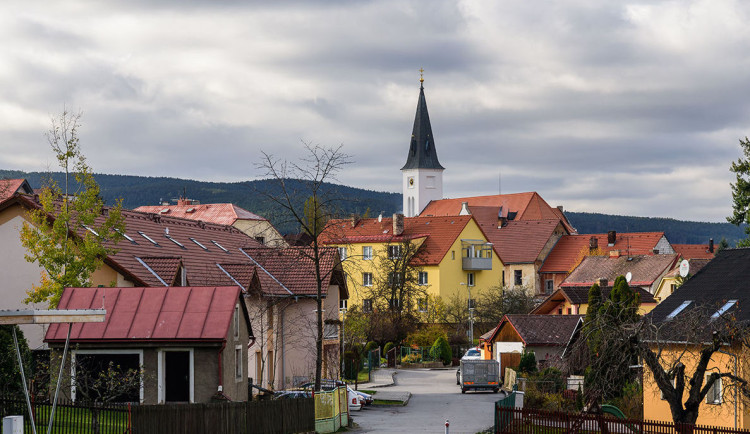 Vesnicí roku pro Jihočeský kraj je Vacov. Vítězství starostu dojalo k slzám