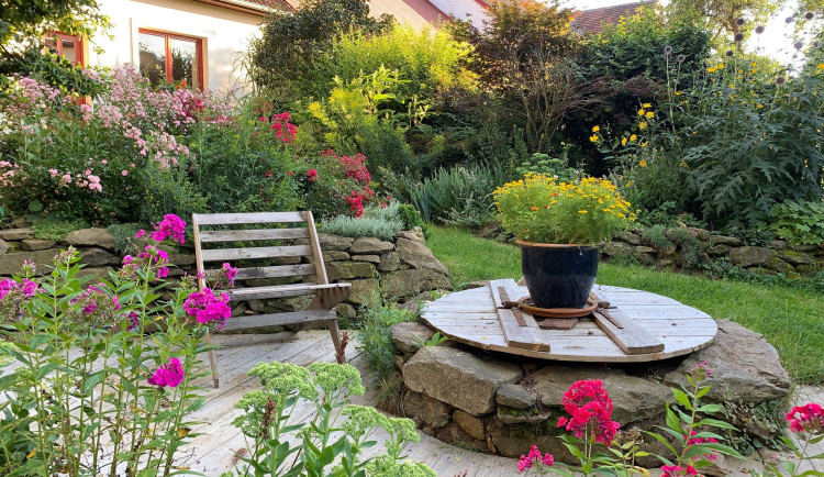 Víkend otevřených zahrad zavede návštěvníky na více než 30 zajímavých a jindy nepřístupných míst