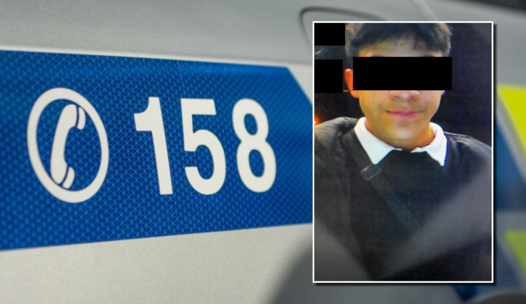 Zloději přepadli muže u bankomatu a donutili ho říct jim svůj PIN, následně vybrali desítky tisíc korun