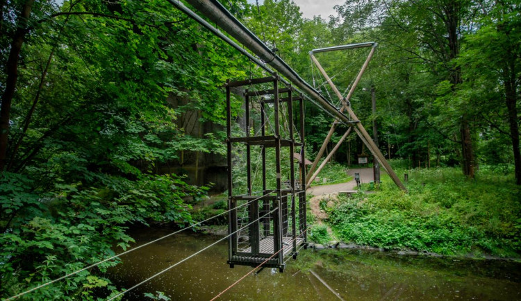 Teprve druhý gondolový most v Česku bude stát na nové cyklostezce z Malesic do Touškova