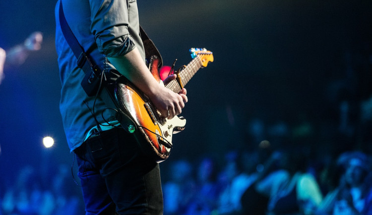 Charitativní Festival garážových kapel podpoří tři místní děti s hendikepem