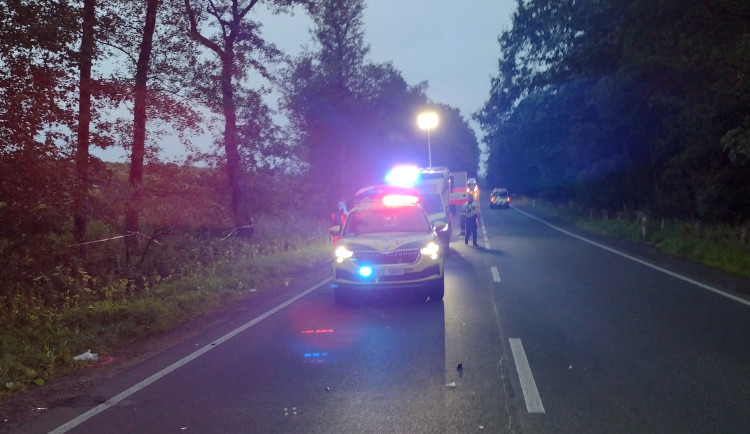 Pomáhali u tragické nehody, při které opilý řidič smetl ženu a její dcerku. Uspořádali také sbírku pro rodinu