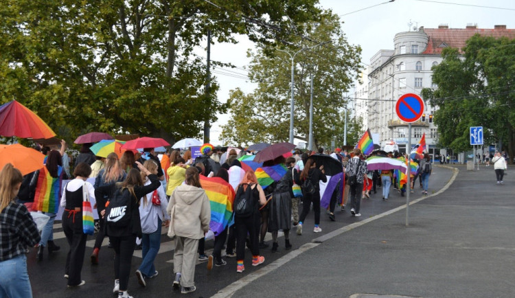 Centrem města opět projde duhový průvod. Startuje několikadenní festival Pilsen Pride