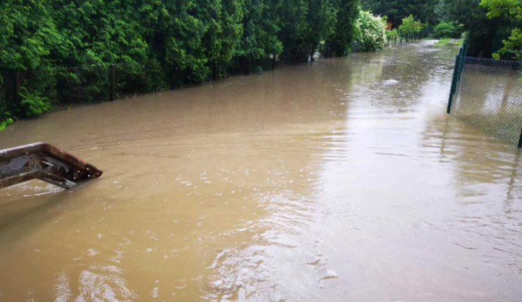 Na severní Moravě a ve Slezsku až do pondělí platí povodňová pohotovost. Přijde extrémní déšť a silný vítr