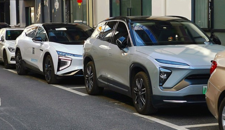 Evropská komise dostala zelenou pro zavedení cel na dovoz čínských elektromobilů