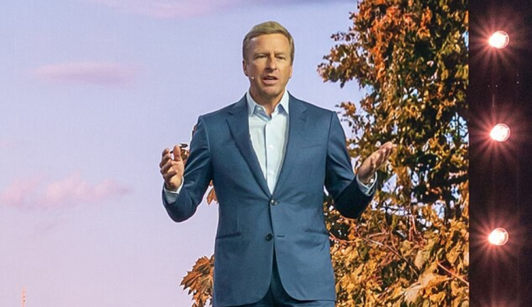 bmw ceo