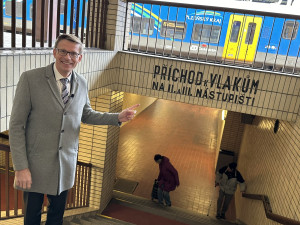 Ministr dopravy Martin Kupka při zahájení opravy nádraží v Klatovech