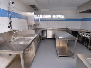 Sportovní areál Prokopávka v Plzni má nové šatny a restauraci. Investice přesáhla 30 milionů korun