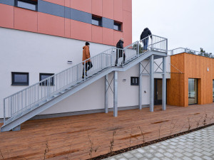 Sportovní areál Prokopávka v Plzni má nové šatny a restauraci. Investice přesáhla 30 milionů korun