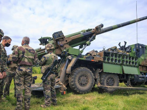 Bulharsko modernizuje dělostřelectvo, zájem má o francouzské houfnice CAESAR