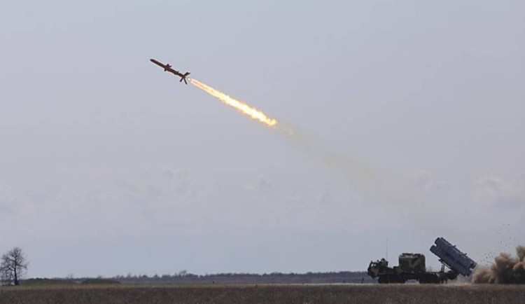 Ukrajina úspěšně otestovala upravenou raketu Neptun s dosahem 1 000 km