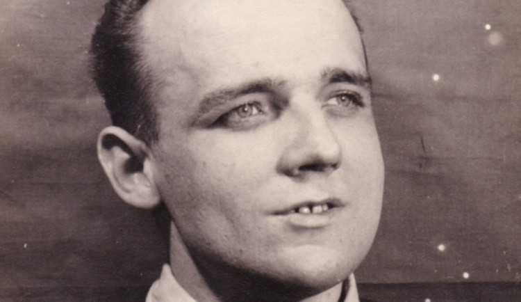 Stalo se v roce 1969. V Jihlavě na Velký pátek se upálil Evžen Plocek, pět dní umíral v nemocnici