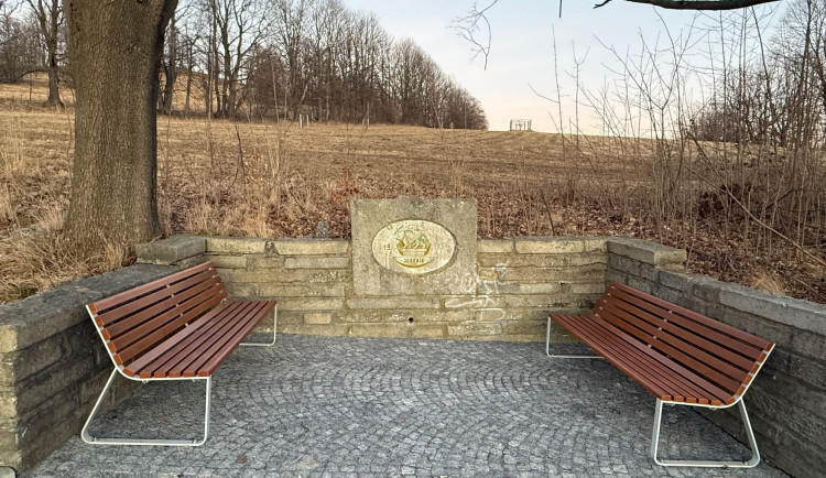 Jesenické RE-USE centrum pomáhá s obnovou památek. Letos město opraví Gilbertův pramen