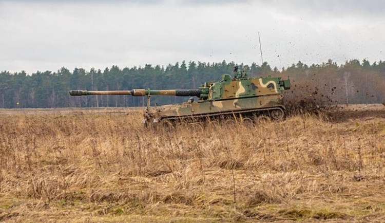 Norsko investuje miliardy do armády. Hlavní položkou jsou houfnice