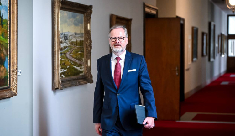 Vláda zakládá pracovní skupinu kvůli clům, chce chránit český průmysl