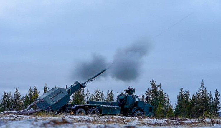 Švédsko posiluje podporu Ukrajině: Pořizuje nové houfnice Archer