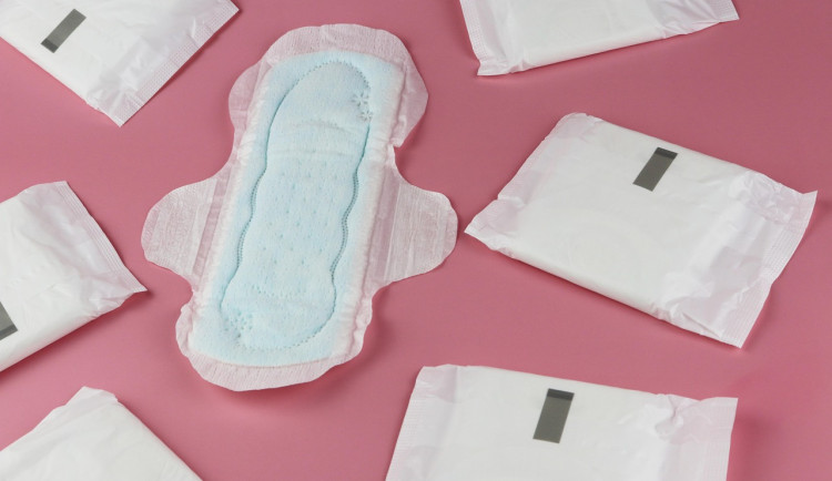 Brno nabídne dívkám na více než padesáti školách menstruační potřeby zdarma