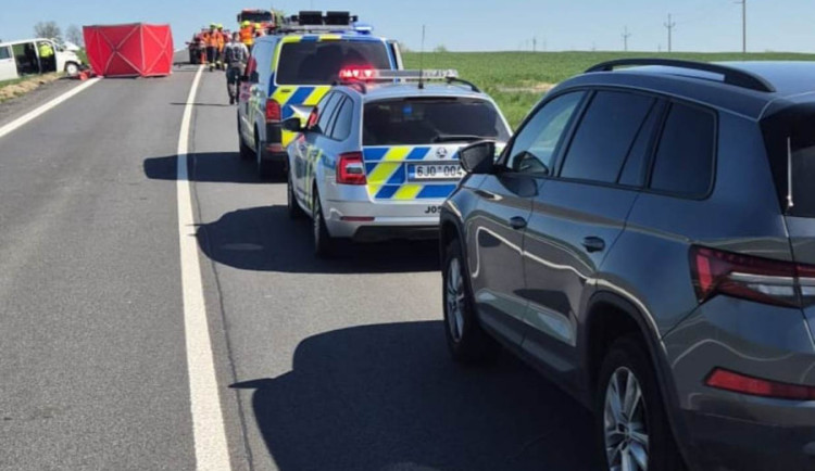 Tragédie na Žďársku. Nehodu u Osové Bítýšky nepřežili dva lidé
