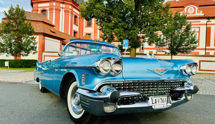 Soutěž o nejhlasitější výfuk i koncerty, slavnosti doplní sraz amerických aut