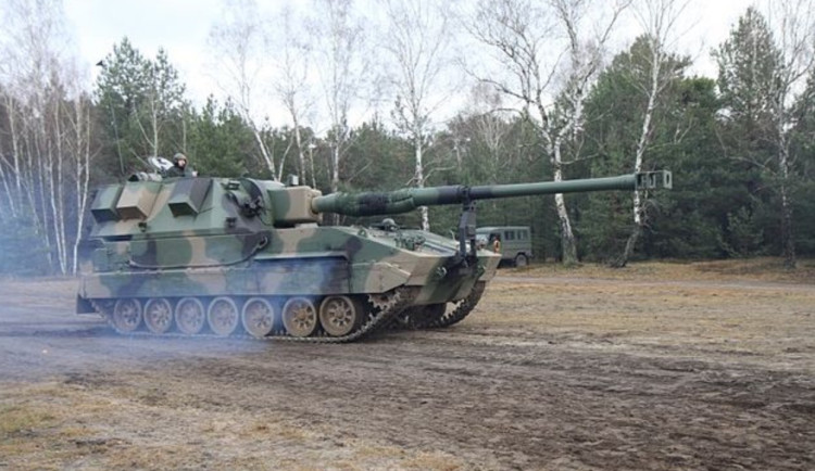 Jihokorejské firmy nabízejí Kanadě rozsáhlou obrannou spolupráci