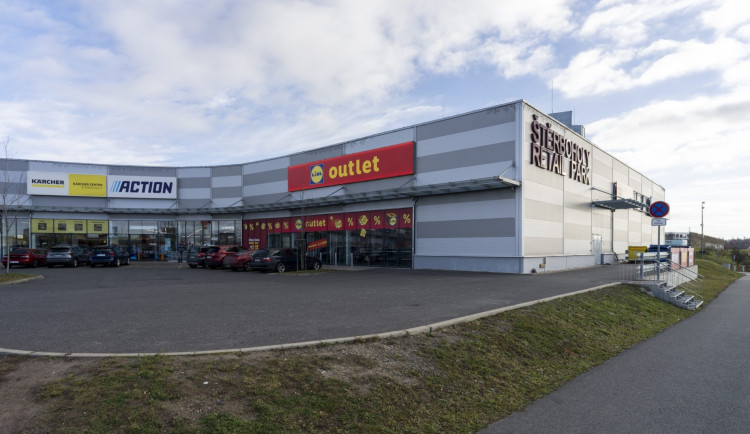 Slevový fenomén v Olomouci? Lidl outlet se má stěhovat k OC Haná