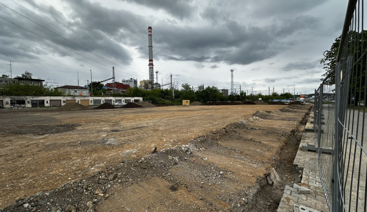 Nechvalně proslulé domy z Jateční jsou navždy pryč. Místem povede východní obchvat