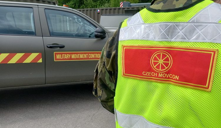 Přes Jihlavsko se budou přesouvat američtí vojáci, vjet do konvoje je zakázané
