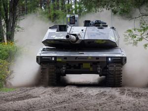 Lotyšsko jedná s Rheinmetallem o výrobě zbraní na svém území
