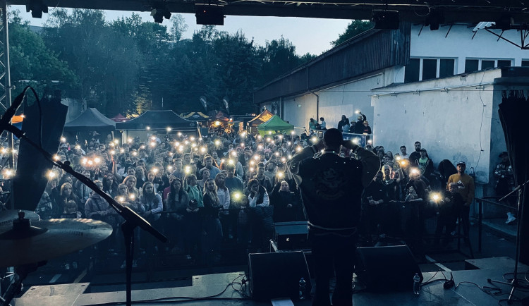 Liberecký Majáles už dnes. Nabídne MIG 21, Wohnouty, Pokáče nebo Robina Zoota
