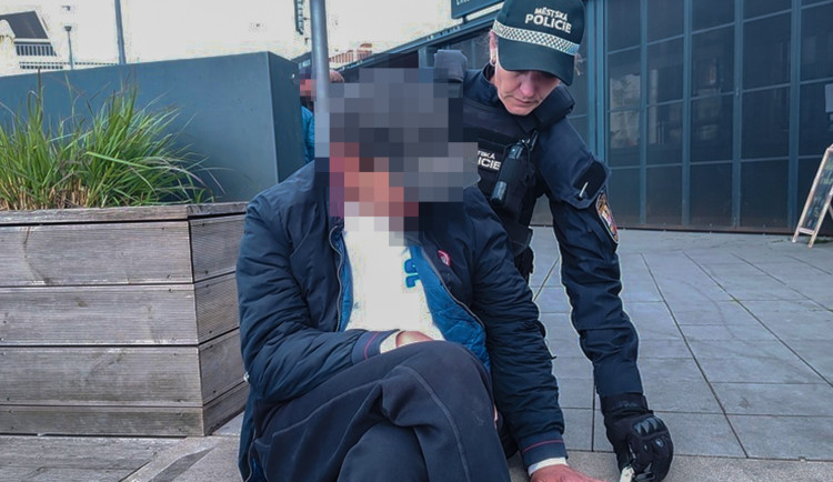 Jsem po operaci srdce, bědoval muž a nadýchal přes čtyři promile