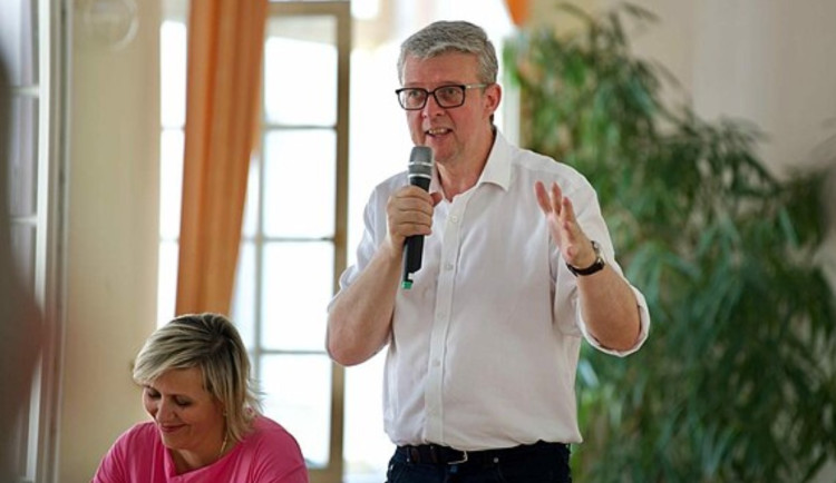 Hnutí ANO kritizuje resort obrany, chce podat trestní oznámení