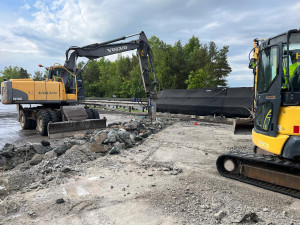 FOTO: Oprava mostu na D1 u Pávova pokračuje, i nadále platí určitá omezení