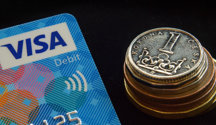 Dnes Češi slaví Den daňové svobody. Odteď už vydělávají sami na sebe