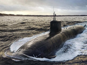 Británie rozšíří jaderný ponorkový program a zvýší obrannou připravenost