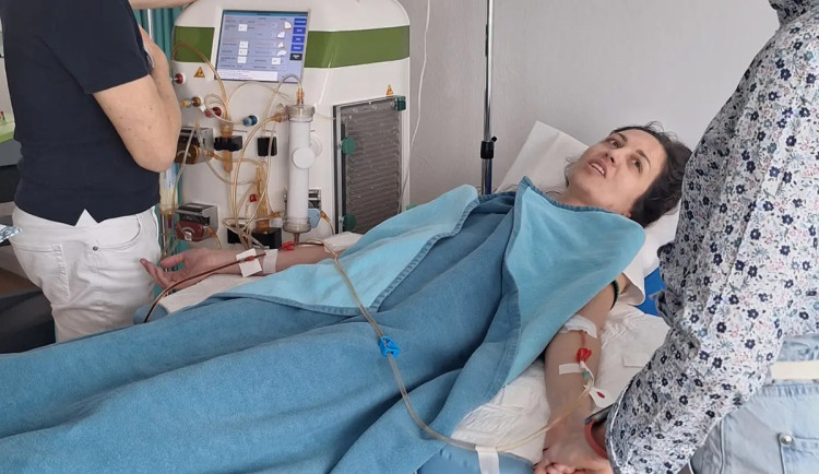 Extrémní bolest a jiskra naděje. Radka z Olomouce bojuje s vzácnou diagnózou ve Švýcarsku