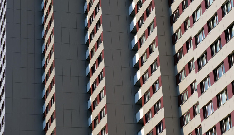 Hypoteční trh v květnu 2025: Více úvěrů, nižší sazby