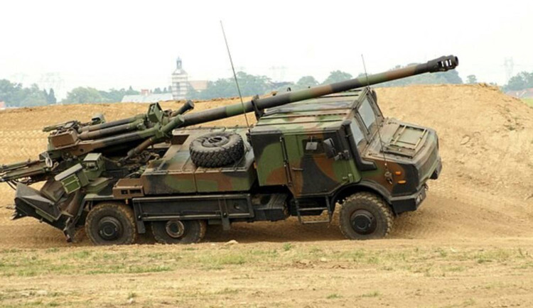 Slovinsko posiluje dělostřelectvo: pořizuje 12 francouzských houfnic CAESAR